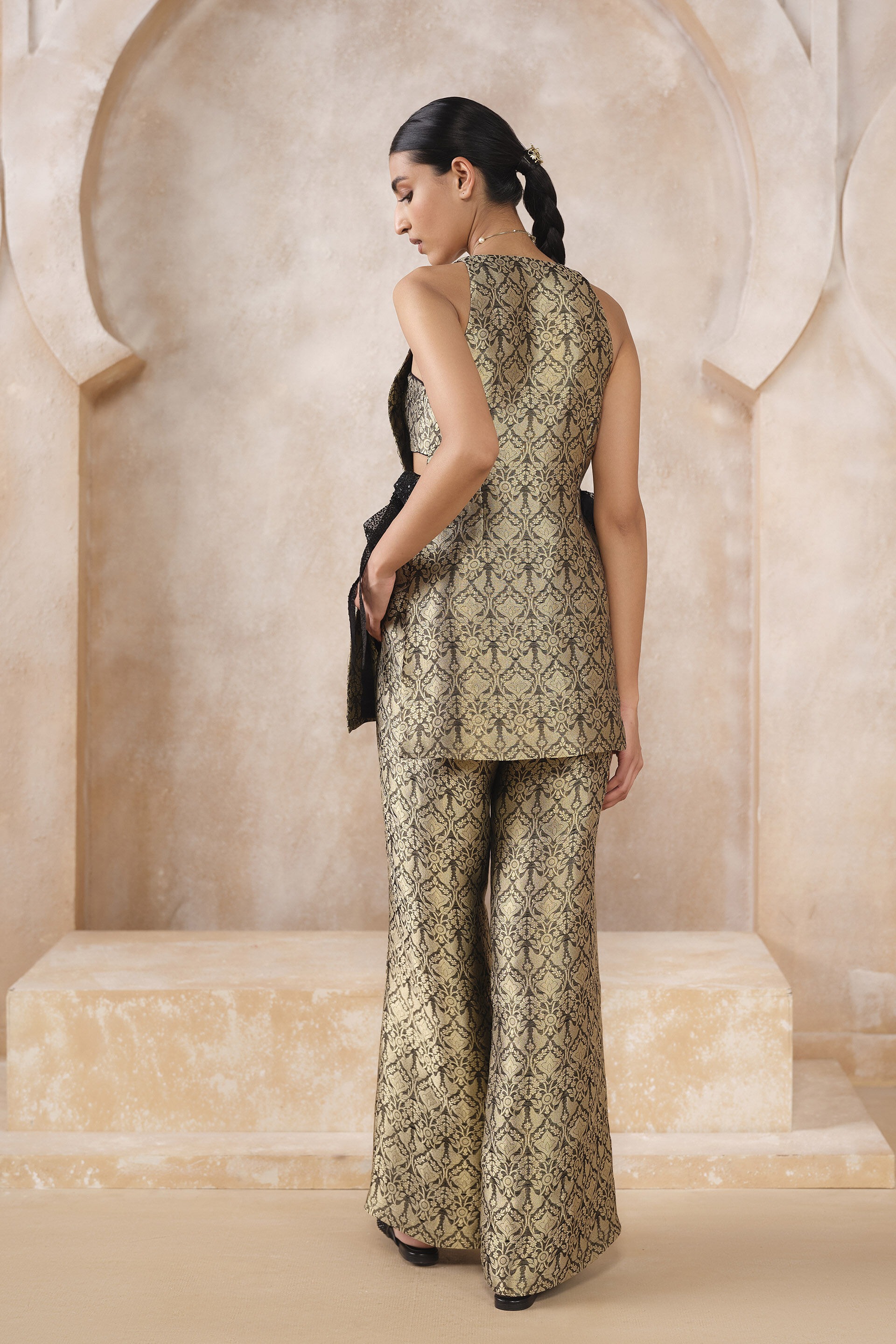 Arsema Woven Benarasi Pant Set - Black